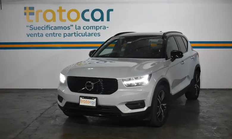 2020 Volvo XC40